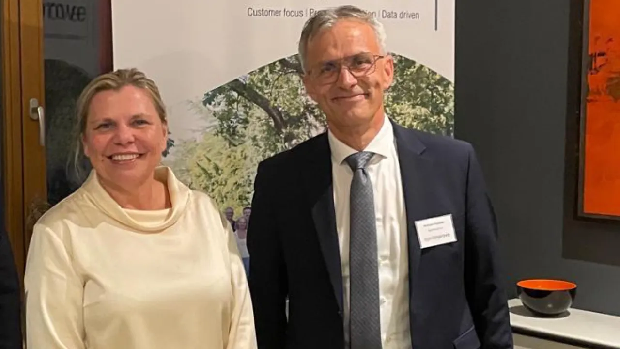 Michael Paulsen - Founder & CEO og Vibeke Rovsing Lauritzen - Ambassador, Royal Danish Embassy, Prague
